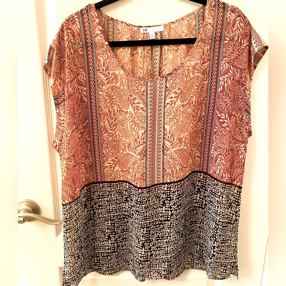 DR2 Red and Black Patterned Blouse